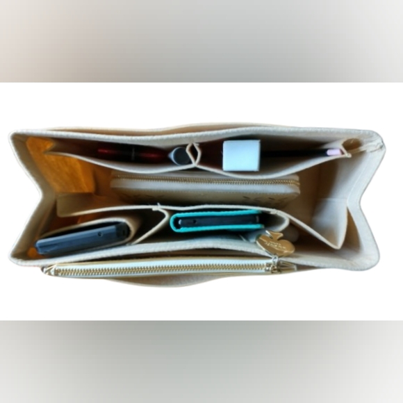 NWT khaki bag felt bag organizer/insert, two slip interior pockets, one full - Picture 2 of 6